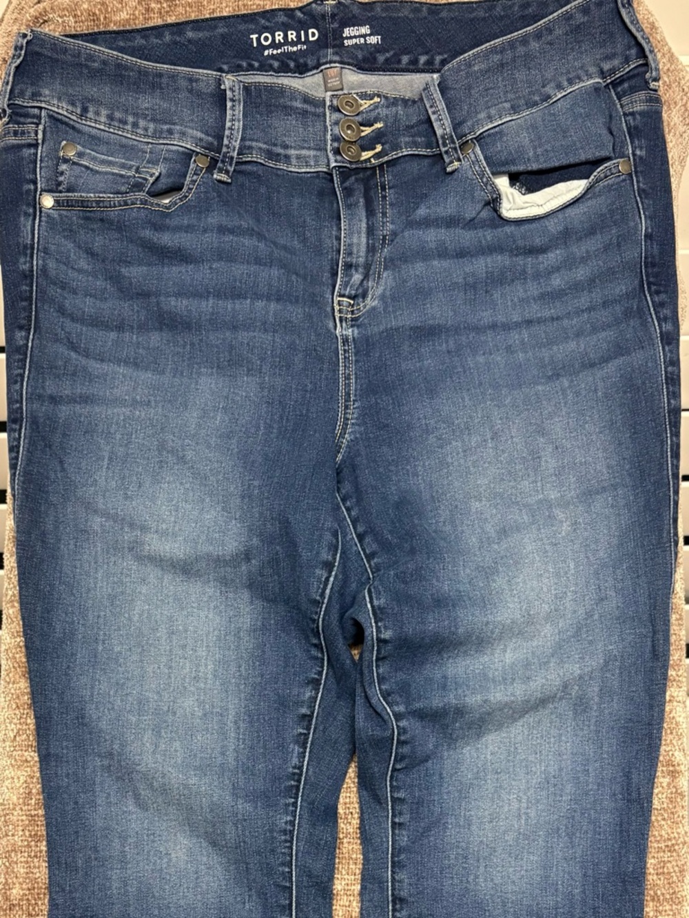 Torrid Super Soft Jegging Women’s Size 16 Stretch Skinny Jeans Pull On Denim